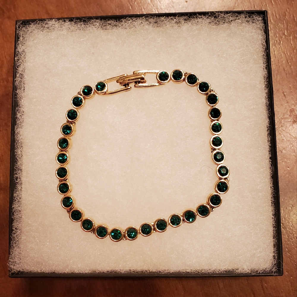 7" Gold Tone Round Green Rhinestone Tennis Bracelet